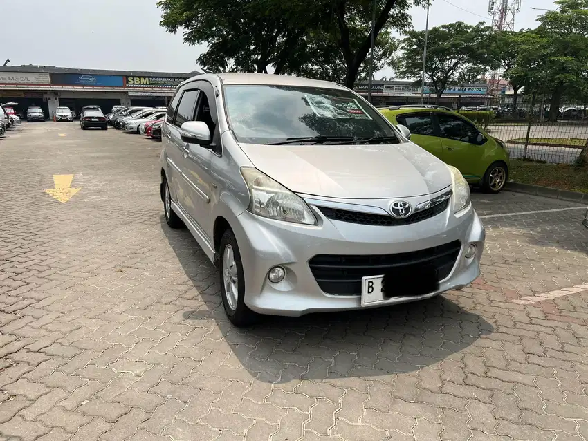 Toyota Avanza Veloz AT 2014 Silver Pajak Panjang