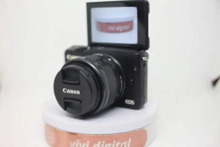 CANON M10 HITAM LENS 15-45MM WIFI bukan XA2