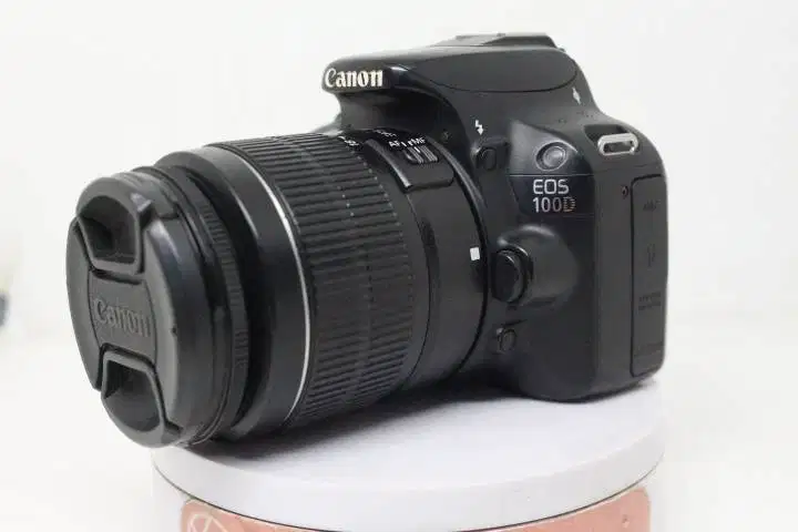 Canon 100D lensa kt 18-55mm ada port micc body kecil DSL RINGAN bukan