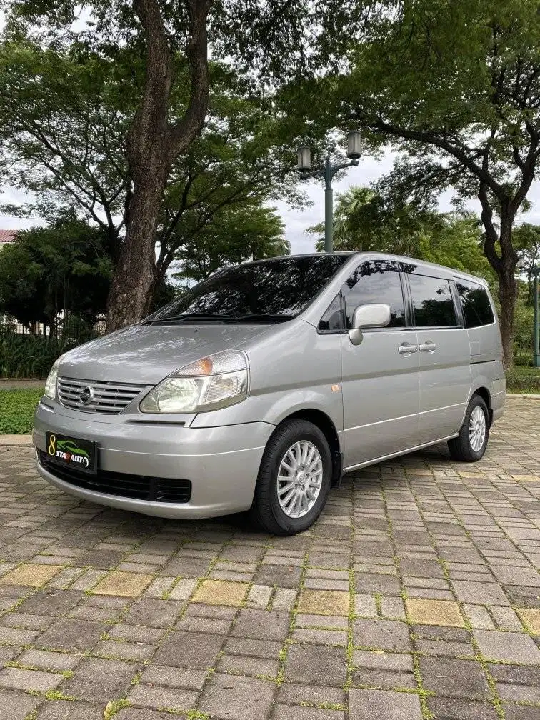 Nissan SERENA CT 2.0 AT 2012 Low Kilometer