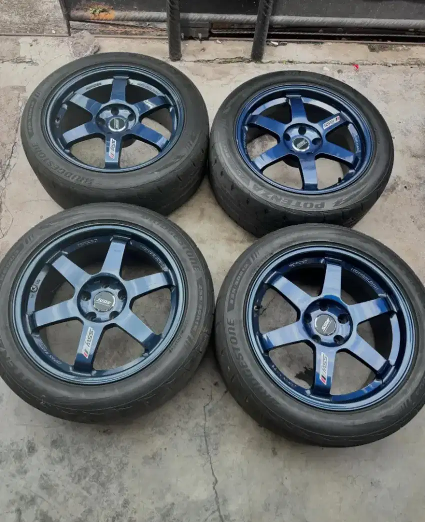 Dijual Velg TE37 R18