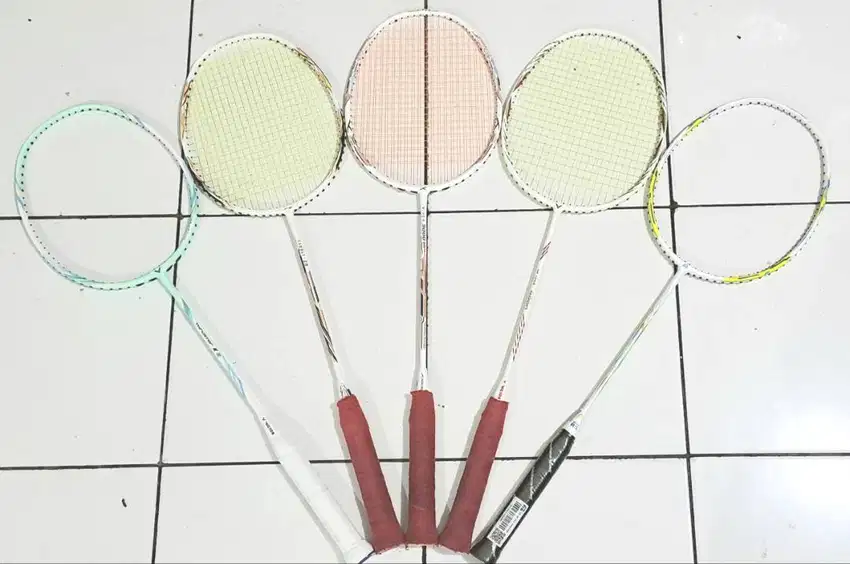 WTS Raket Badminton