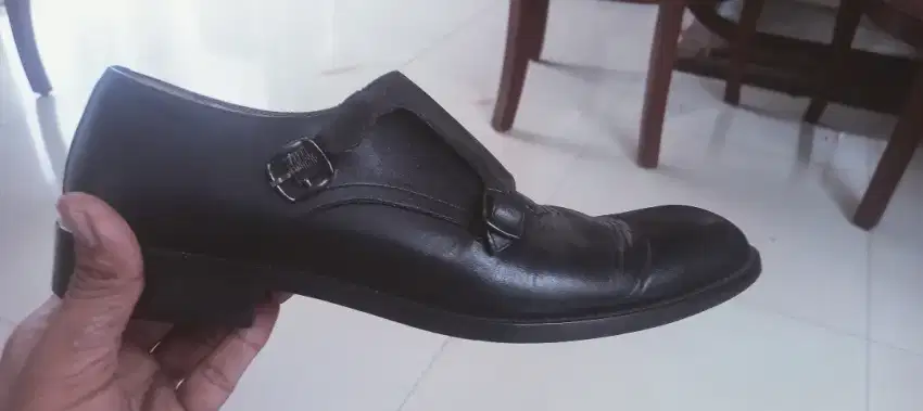 Sepatu pantofel UK 41