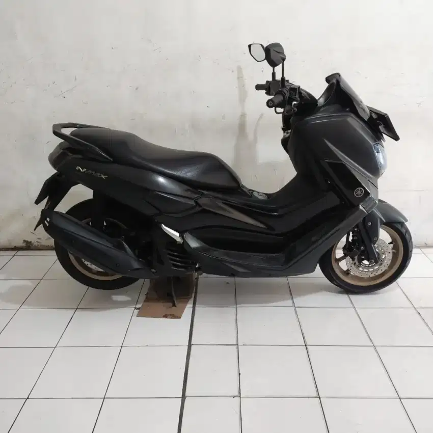 Nmax Non ABS 2018 Hitam Mesin Alus