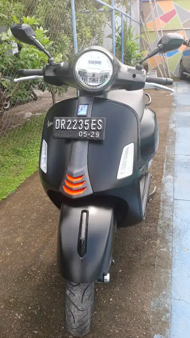 Vespa GTS150 Super sport