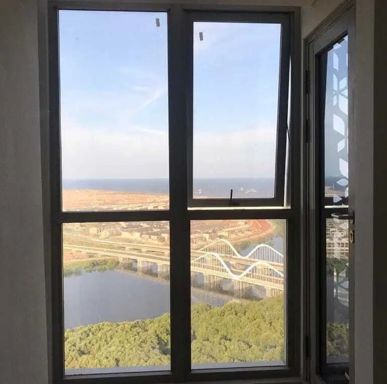 sewa apartemen gold coast PIK 1 kamar kosongan