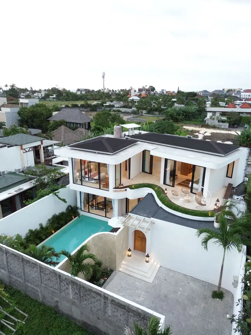 LUXURY VILLA BERAWA BEACH CANGGU