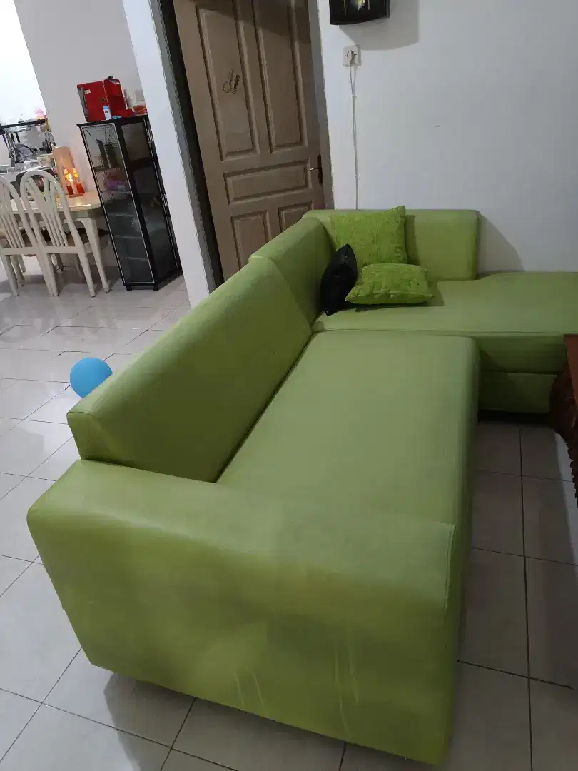 Dijual sofa bekas warna hijau