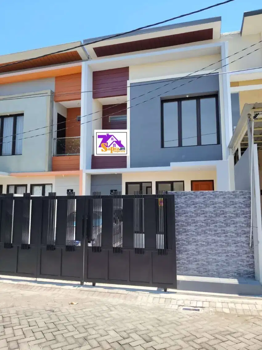 Jual Rumah Baru di Lokasi Grand Royal Regency Wage Taman Sidoarjo