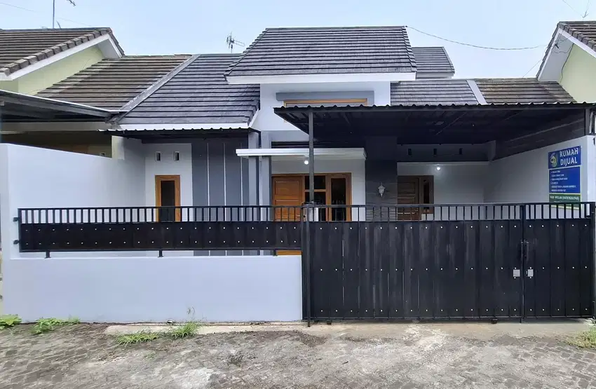 DIJUAL RUMAH SIAP HUNI 2 LANTAI 4 KAMAR UTARA SAMSAT KULONPROGO