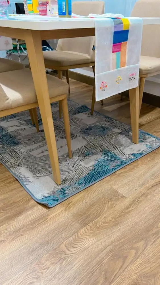 Karpet monimalis ukuran 100 x 150cm