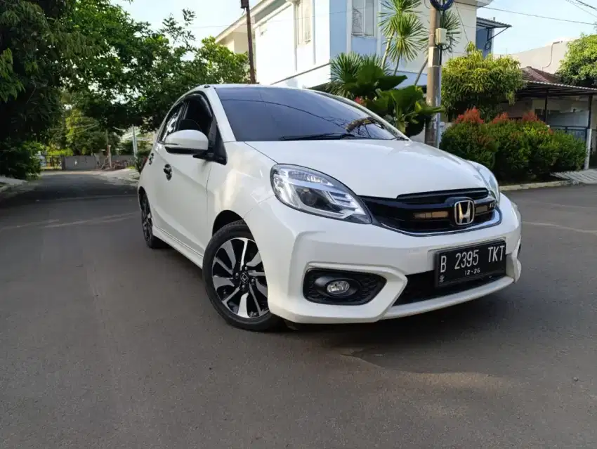 Honda Brio RS manual TOP