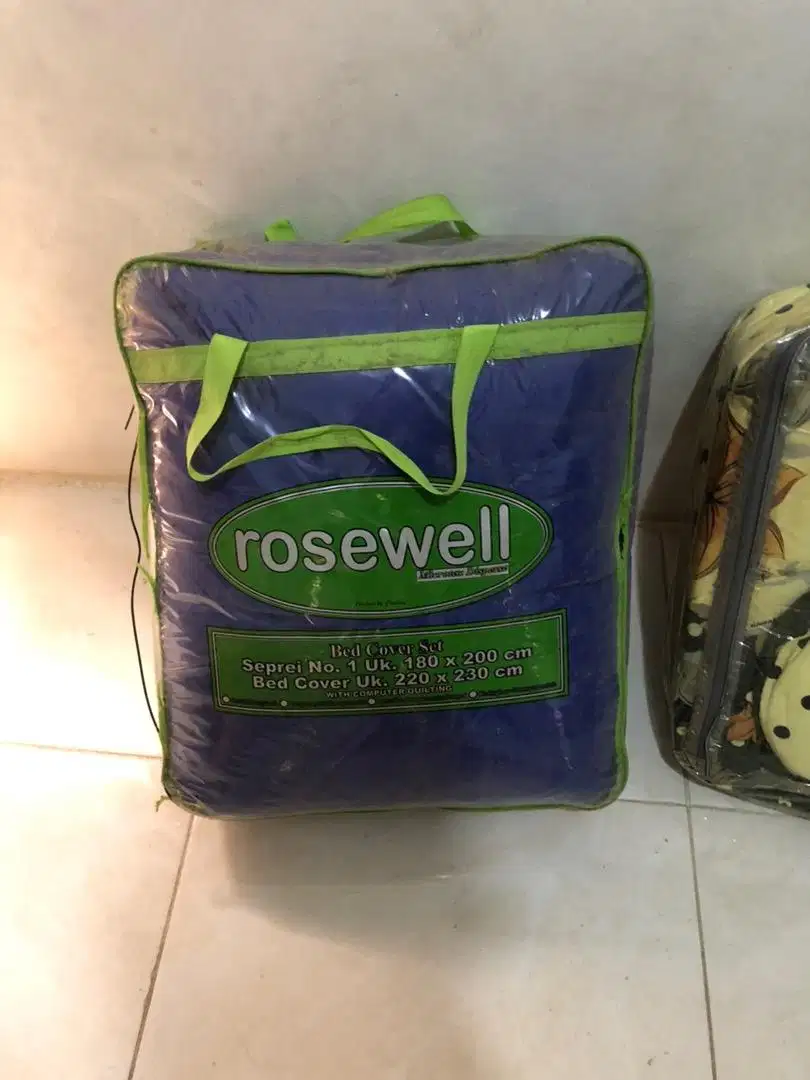 BEDCOVER ROSEWELL DAN KINTAKUN