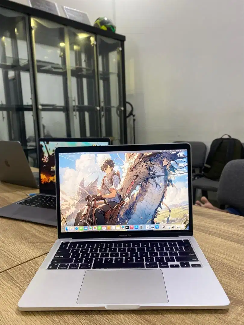 Macbook Pro 2020 i7/32/1 TB