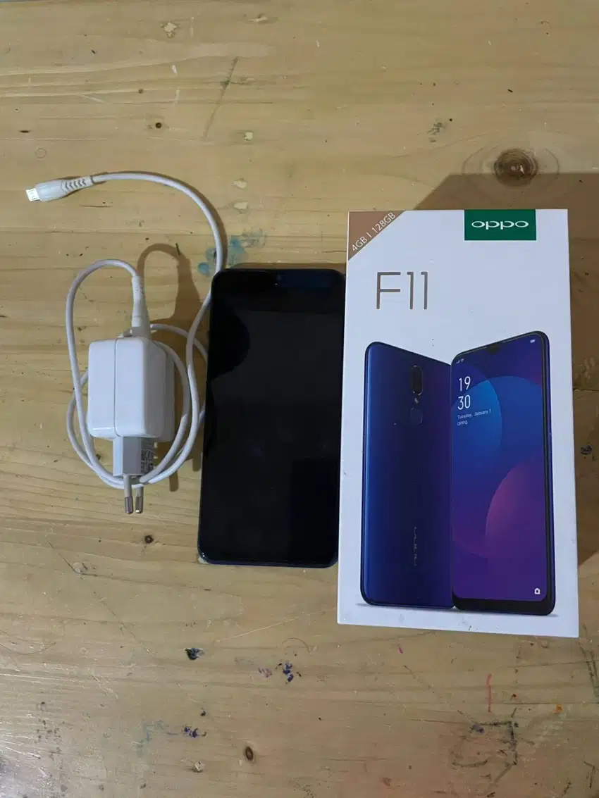 Oppo F11 lengkap kondisi bagus