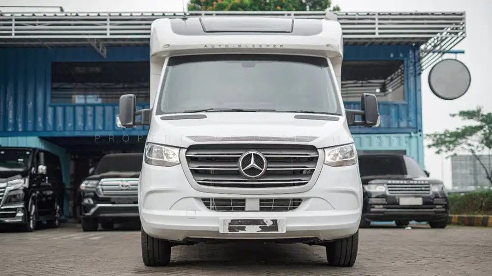 Mercedes-Benz Auto-Sleeper Bourton CBU vehicle from the UK