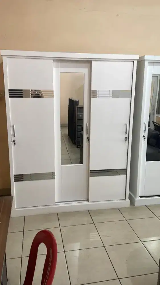 Lemari sliding teakblok 3pintu bisa bongkar pasang