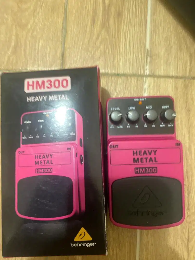 Efek behringer HM300 Heavy Metal