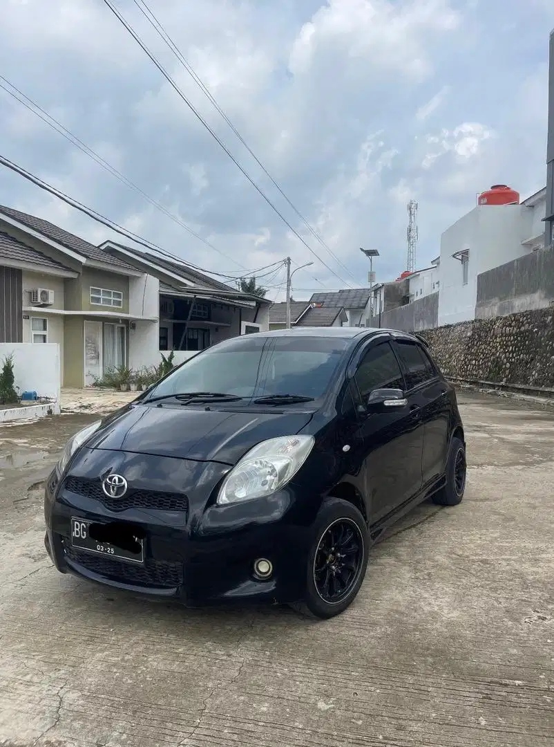 Dijual Cepat Toyota Yaris 2012 Automatic