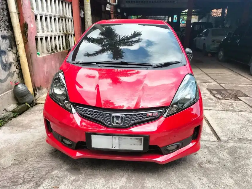 Jazz RS Merah Kinclong Kesayangan