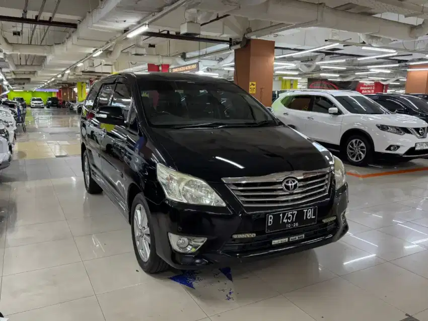 Toyota Kijang innova V 2011