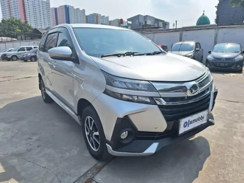 Daihatsu Xenia 1.5 R Deluxe Bensin-MT 2021 Hitam