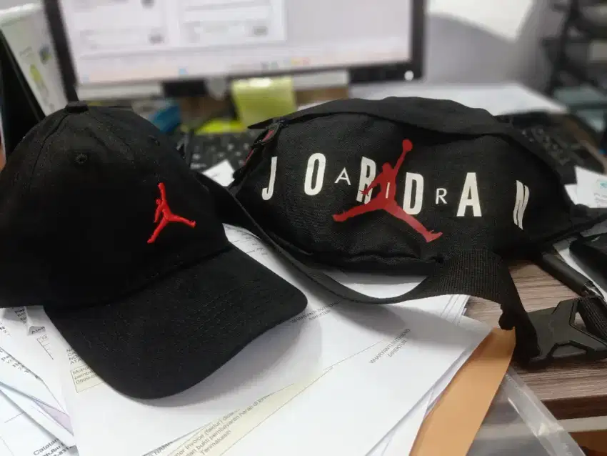 Topi Jordan Air