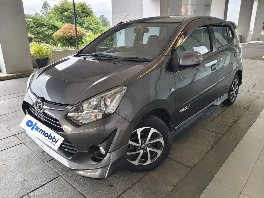 Pajak Panjang -  Toyota Agya 1.2 G TRD Sportivo Bensin AT 2019 Abu