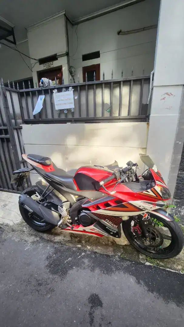 Jual Motor R15 tahun 2014