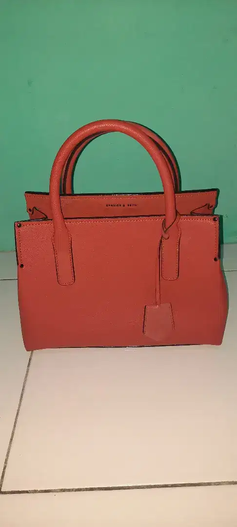 Tas Charles & Keith Original 100%