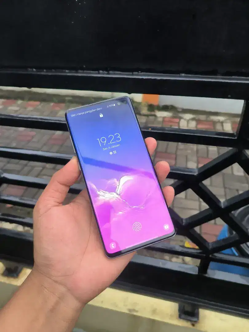 Samsung s10 plus 8/128 gb