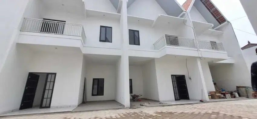 Rumah Baru 2 Lantai Lokasi Wage Aloha Taman Sidoarjo