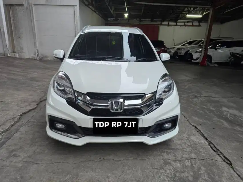 HONDA MOBILIO RS AT TH 2015