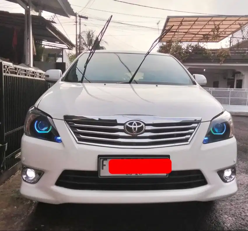 Dijual Innova Type V 2.0 Bensin Transmisi Matic Tahun 2013