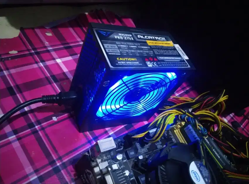 Psu Magnum375X 750w murah Blue fan ada 8pin vga murah aja