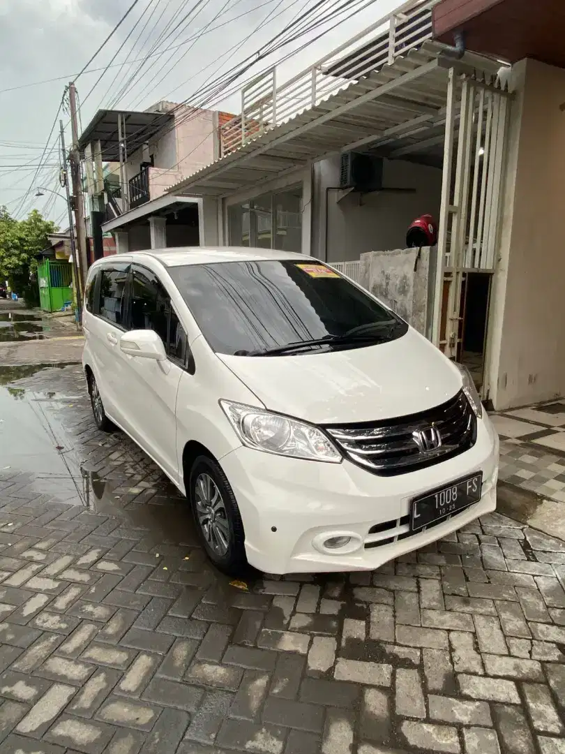 Honda freed E 2014 PSD model thn 15