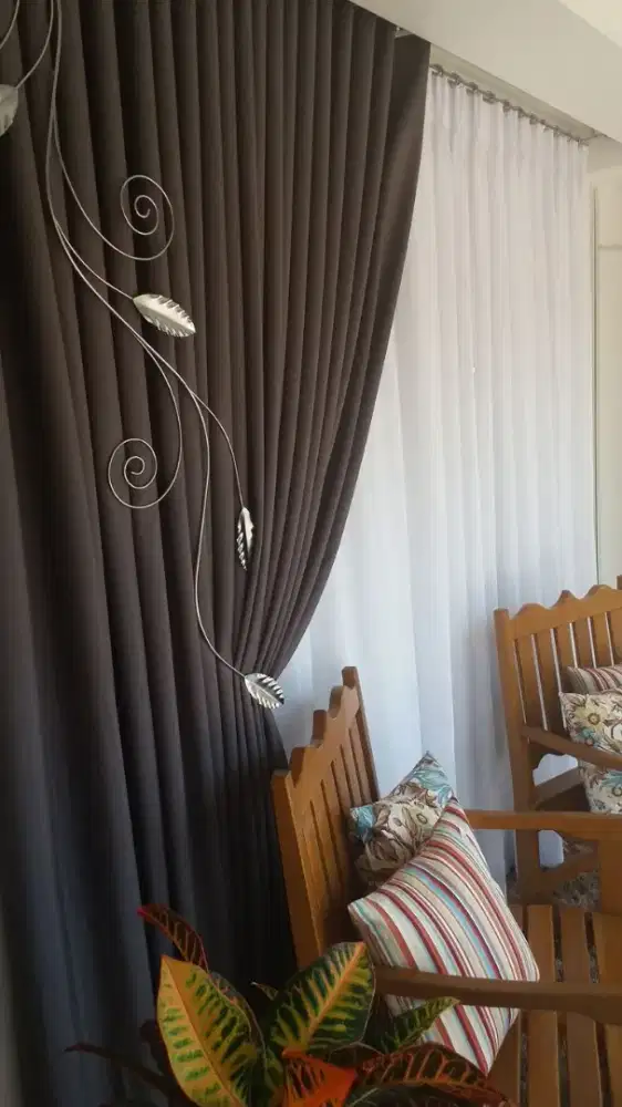 Jual tirai jendela gordyn hordeng gorden wallpaper dinding rollblind v