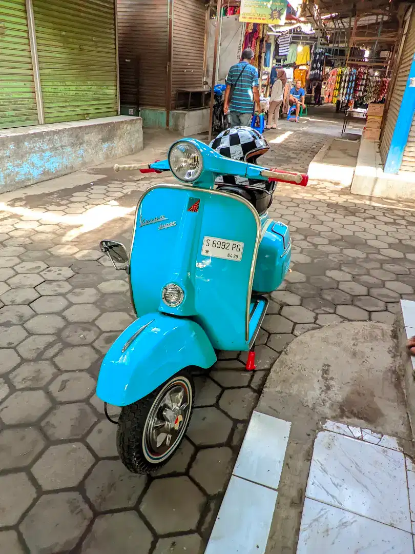 Vespa super 1966