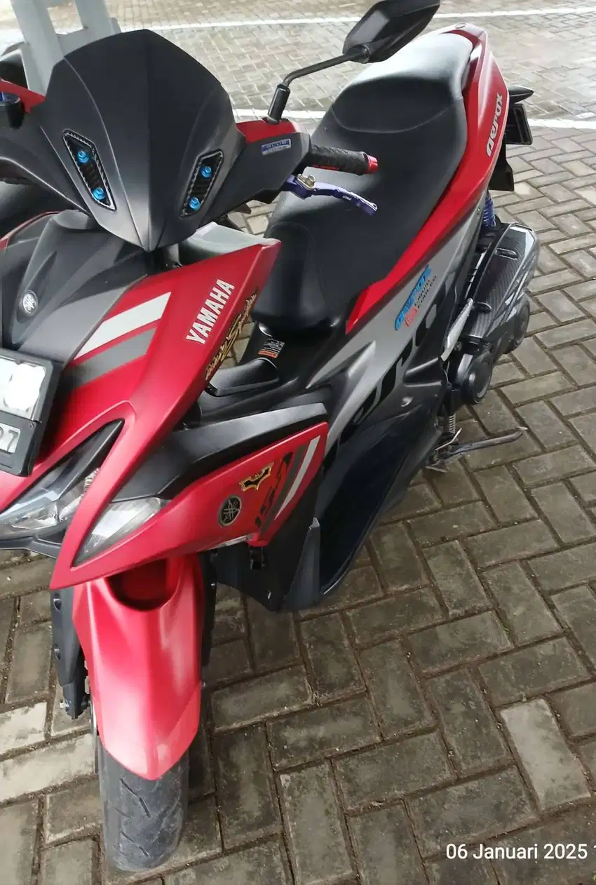 Jual Motor Yamaha Aerox Old tahun 2018_Pemakaian Pribadi Merah Silver