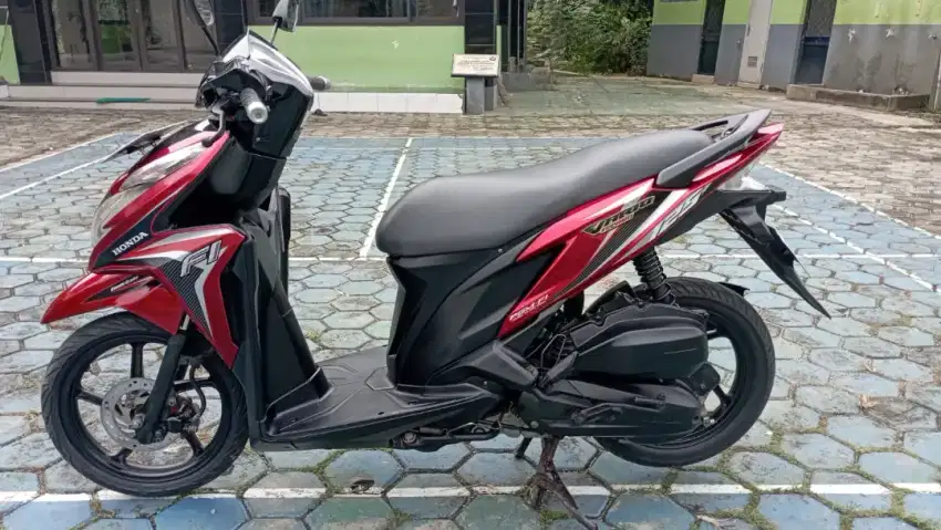 58@:B DEPOK KZR 125 VARIO  TECHNO MERAH