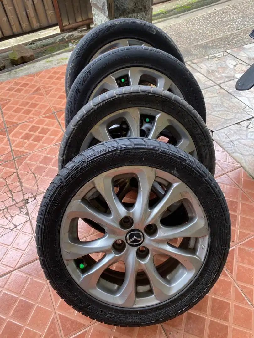 Rare velg R15 Mazda 2 Yaris Jazz Vios brio agya calya sigra sirion