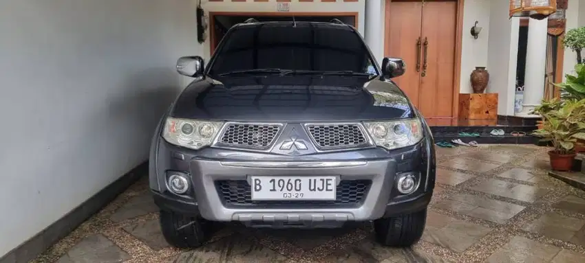 Pajero Sport Dakar 2.5 AT Solar 4x4 th 2011/2011 pjk bln 3/25 km 100rb