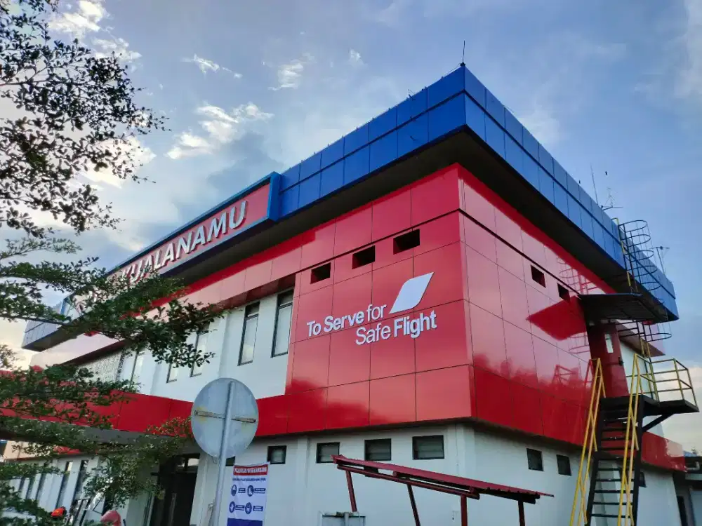 Pemasangan acp alumunium composite panel