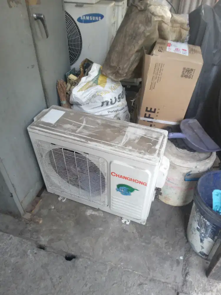 Tempat menjual berbagai macam ac bekas dan rusak
