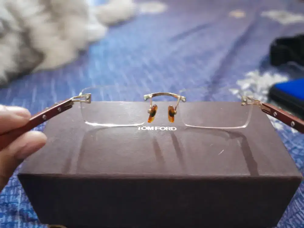 Kaca mata minus Cartier asli