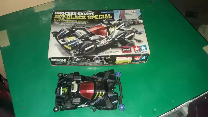 Tamiya brocken gigant jet black special