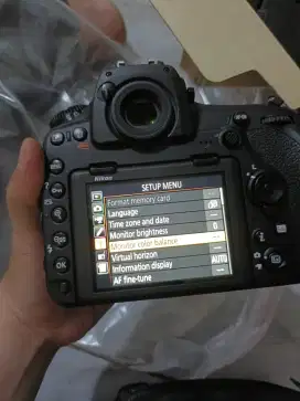 NIKON D850 BODY ONLY LIKENEW