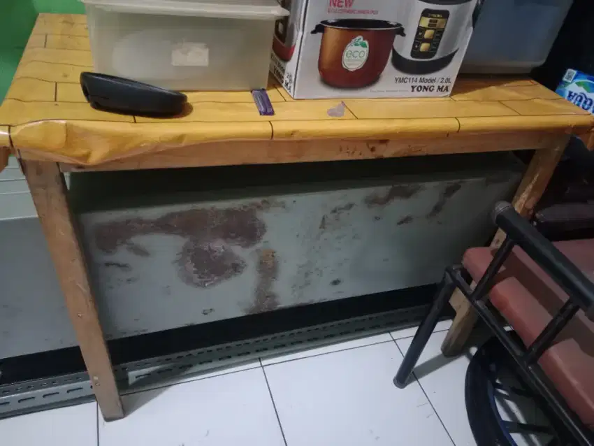 Meja kayu jati Belanda bekas