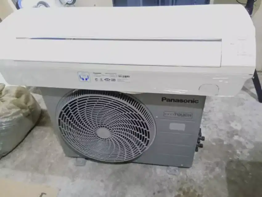 AC panasonic 1/2 PK second bagus