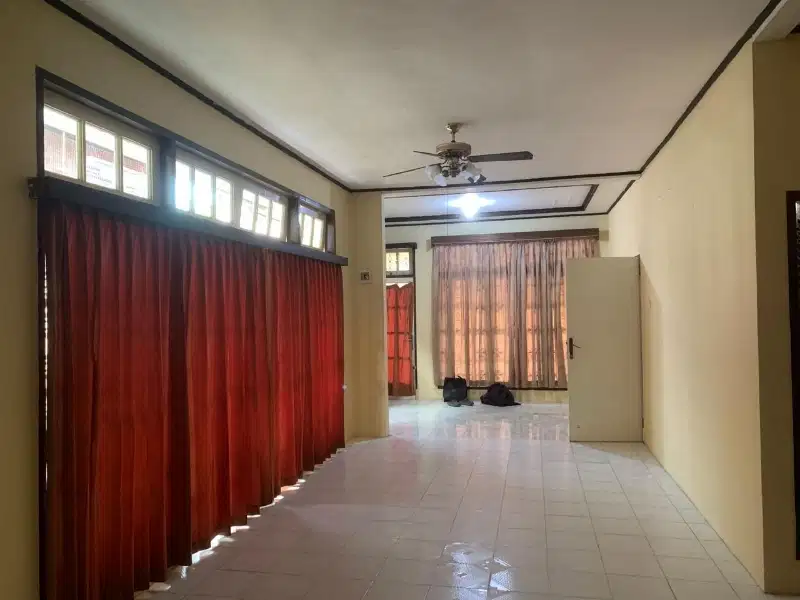 RUMAH DIKONTRAKAN 150m